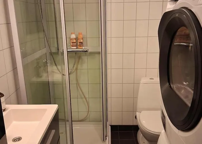 Between The Fjellheisen And The Arctic Cathedral * טרומסה